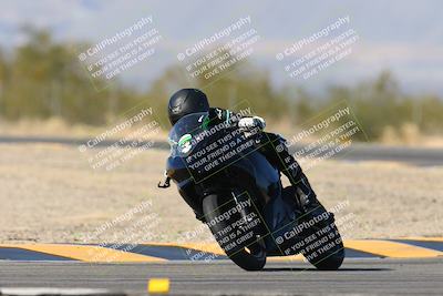 media/Feb-03-2024-SoCal Trackdays (Sat) [[767c60a41c]]/8-Turn 7 (1140am)/